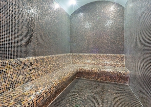 Апартаменты планировкой 3+1 в жилом комплексе отельной концепции в районе Тосмур