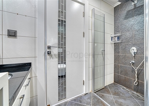 Апартаменты планировкой 3+1 в жилом комплексе отельной концепции в районе Тосмур