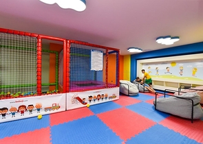 Квартира планировкой 1+1 в районе Оба