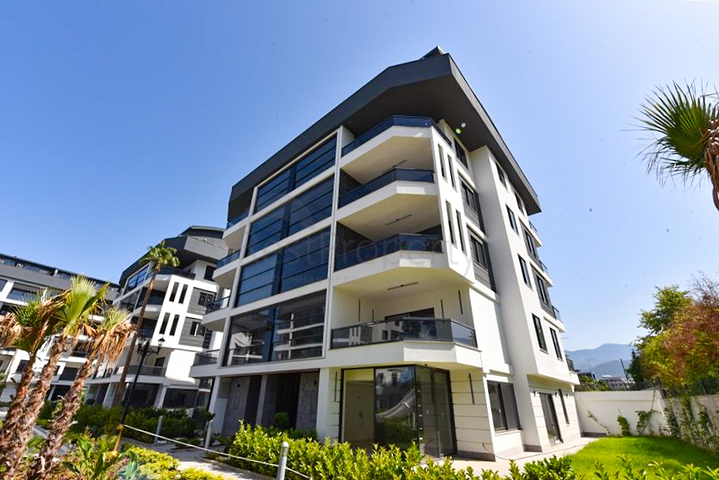 Квартира с тремя спальнями в престижном районе Оба