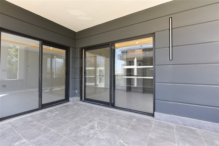 Квартира с тремя спальнями в престижном районе Оба