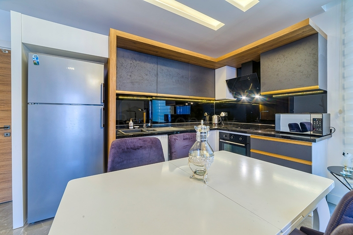 Квартира 3+1 в 150 м от моря в центре Алании