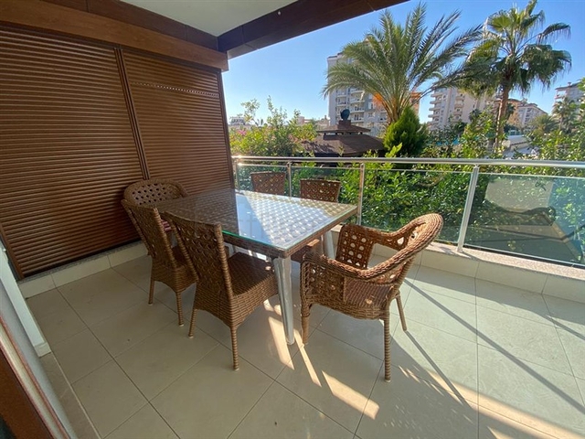 Квартира планировкой 2+1 в центре Алании