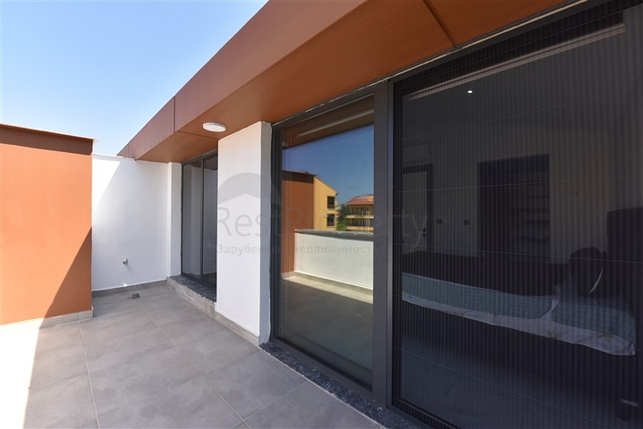 Вилла с бассейном в районе Авсаллар