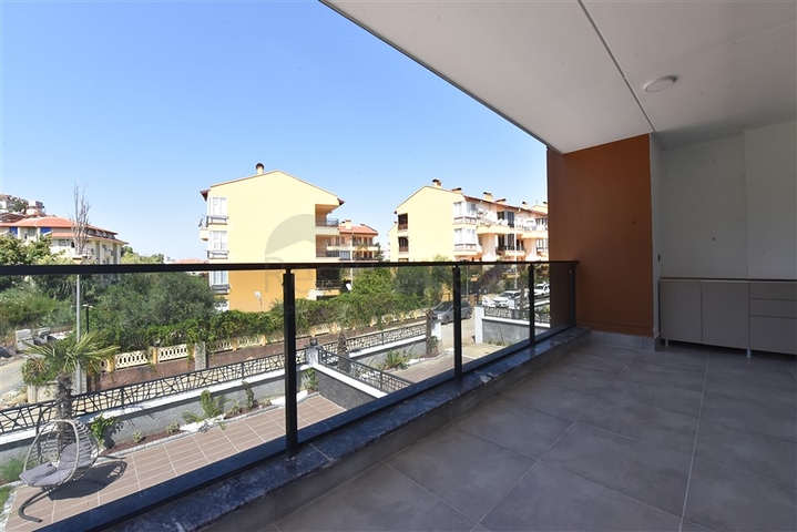 Вилла с бассейном в районе Авсаллар