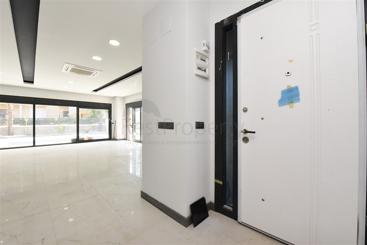 Вилла с бассейном в районе Авсаллар