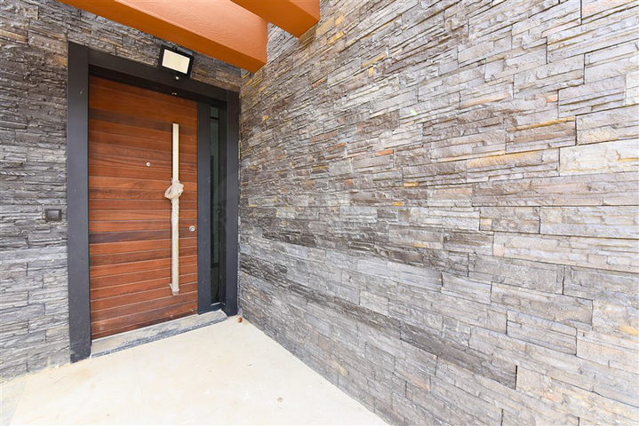 Вилла с бассейном в районе Авсаллар