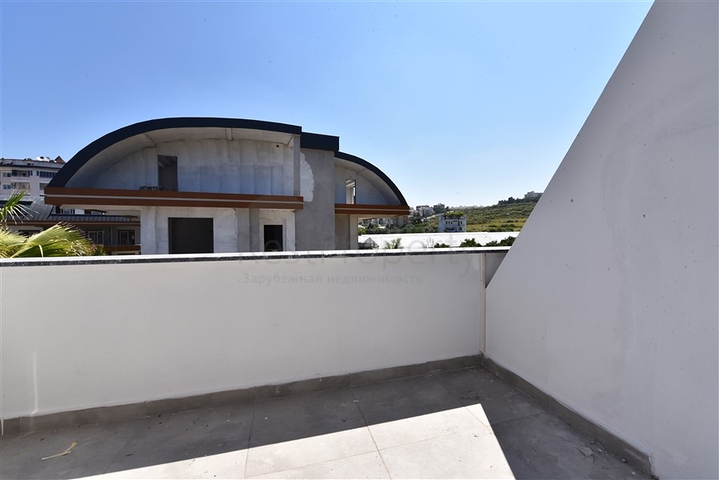 Вилла с бассейном в районе Авсаллар