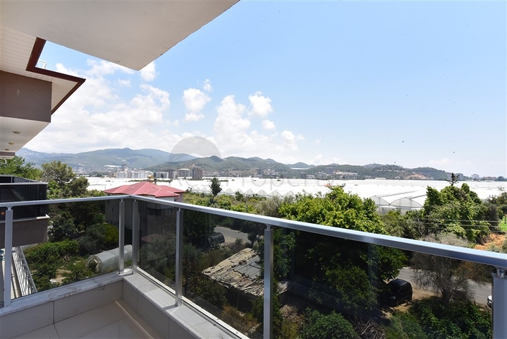 4+1 для большой семьи в спокойном районе Демирташ