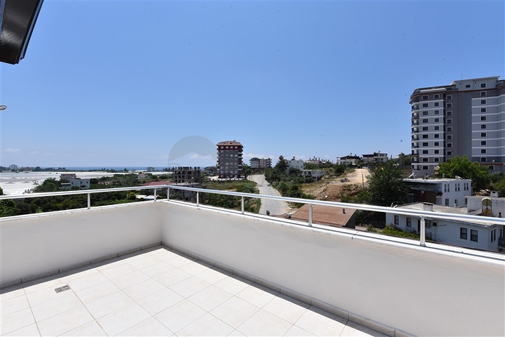 4+1 для большой семьи в спокойном районе Демирташ