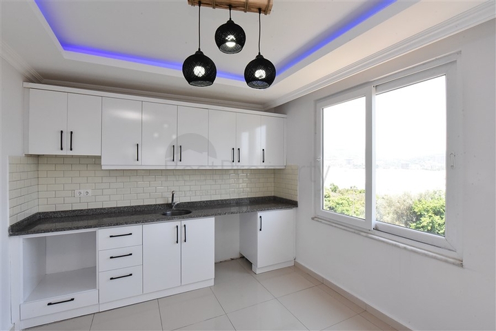 4+1 для большой семьи в спокойном районе Демирташ