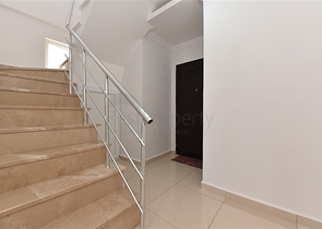 4+1 для большой семьи в спокойном районе Демирташ