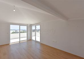 4+1 для большой семьи в спокойном районе Демирташ