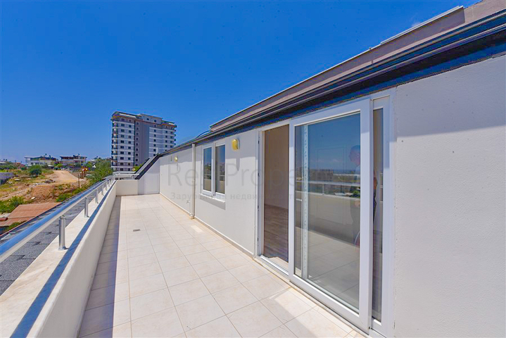 Большой пентхаус 4+1 с шикарными видами в районе Демирташ