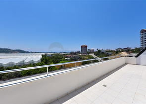 Большой пентхаус 4+1 с шикарными видами в районе Демирташ