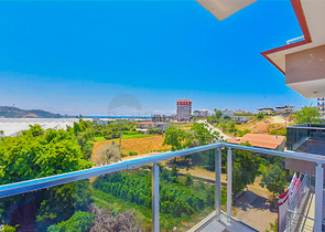 Большой пентхаус 4+1 с шикарными видами в районе Демирташ