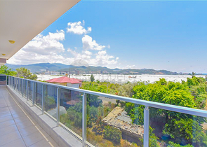 Большой пентхаус 4+1 с шикарными видами в районе Демирташ