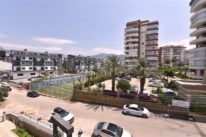 Квартира 1+1 в новом комплексе в районе Тосмур