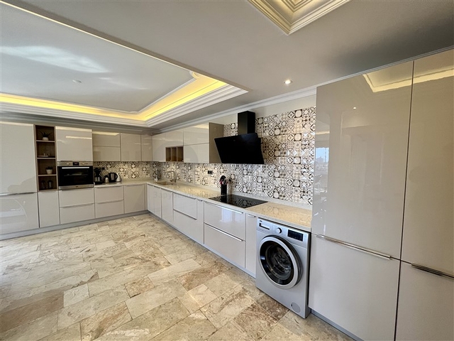 Квартиры 2+1 на высоком этаже в Махмутларе