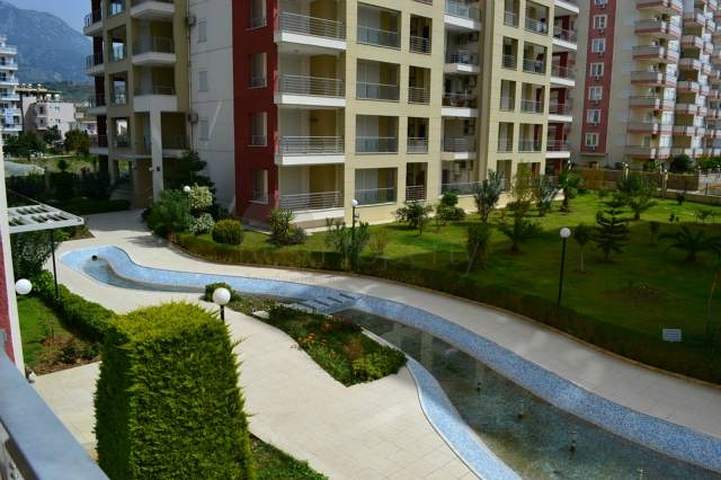 Апартаменты с двумя спальнями в центре Махмутлара от хозяина