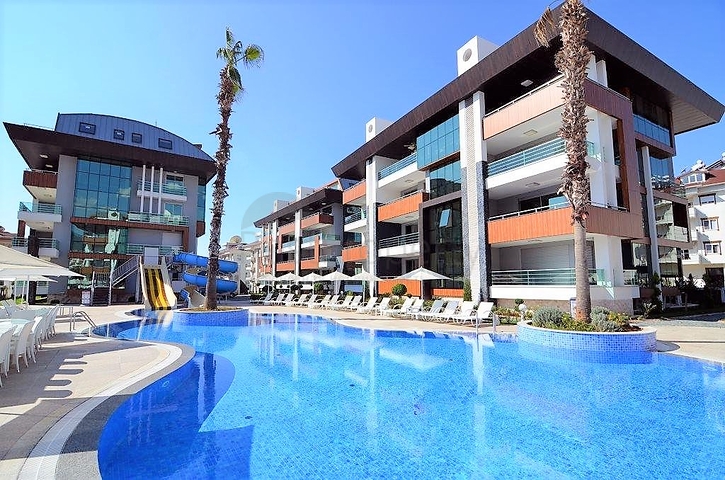 Трехкомнатная светлая квартира в районе Оба