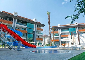 Трехкомнатная светлая квартира в районе Оба