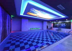 Апартаменты планировкой 2+1 в жилом комплексе в районе Тосмур