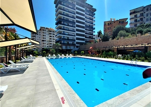 Апартаменты планировкой 2+1 в жилом комплексе в районе Тосмур