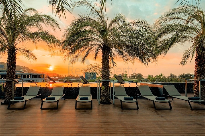 Кондоминиум с отельной инфраструктурой у пляжа Камала