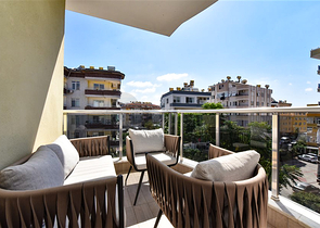 Просторная двухкомнатная квартира в районе Тосмур