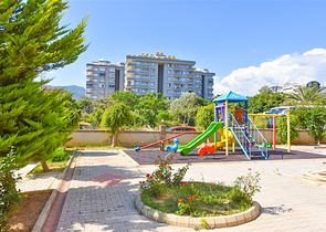 Просторная двухкомнатная квартира в районе Тосмур