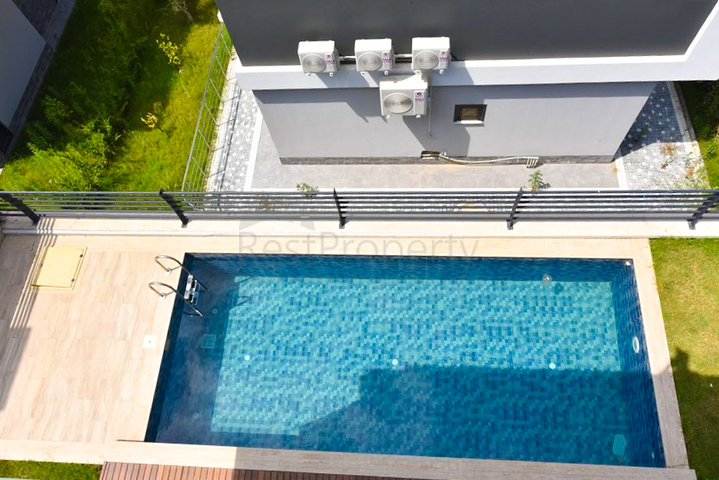 Вилла 4+1 с современным дизайном в живописном районе Каргыджак