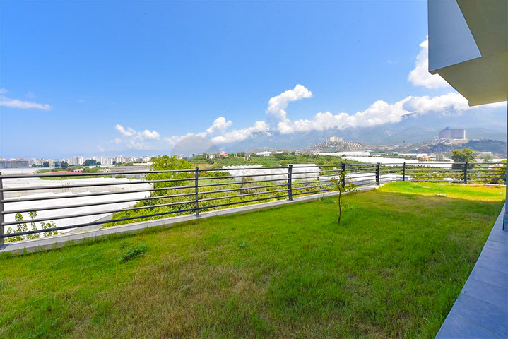 Вилла 4+1 с современным дизайном в живописном районе Каргыджак