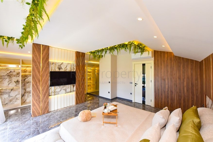 Вилла 4+1 с современным дизайном в живописном районе Каргыджак