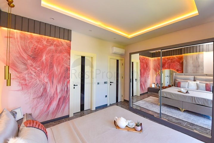 Вилла 4+1 с современным дизайном в живописном районе Каргыджак