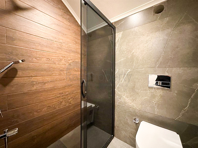 Вилла 4+1 с современным дизайном в живописном районе Каргыджак