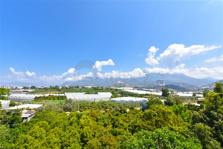 Вилла 4+1 с современным дизайном в живописном районе Каргыджак