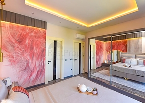 Вилла 4+1 с современным дизайном в живописном районе Каргыджак