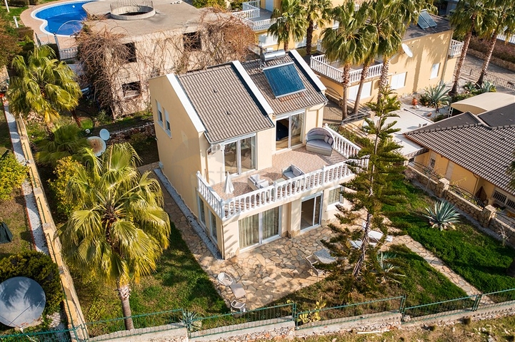 Вилла 3+1 в районе Конаклы