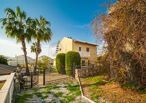 Вилла 3+1 в районе Конаклы