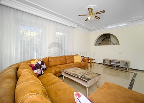 Вилла 3+1 в районе Конаклы