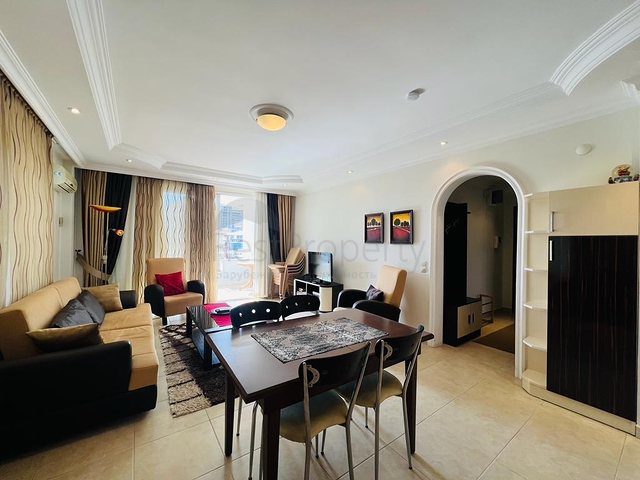 Просторная квартира планировкой 1+1 в районе Джикджилли.    