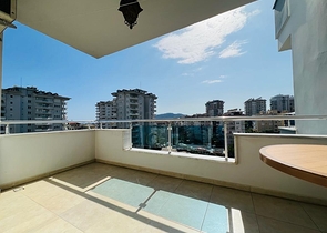 Просторная квартира планировкой 1+1 в районе Джикджилли.    