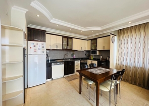 Просторная квартира планировкой 1+1 в районе Джикджилли.    