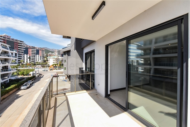 Квартира планировкой 1+1 в районе Оба