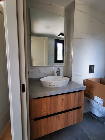 Виллы в живописном районе Туркбюкю, в окружение густой зелени. 