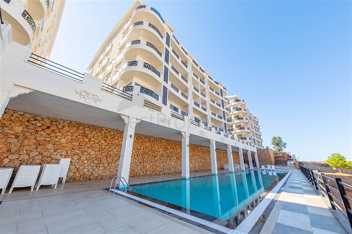 Двухуровневая квартира 3+1 с собственным садом