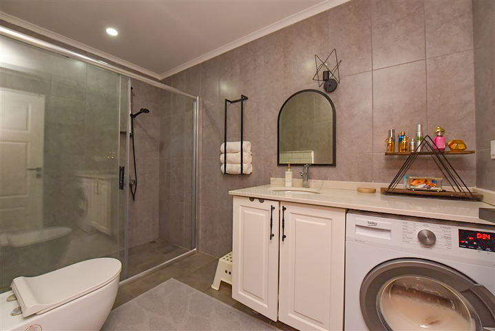 Двухуровневая квартира 3+1 с собственным садом