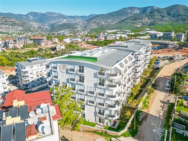 Двухуровневая квартира 3+1 с собственным садом