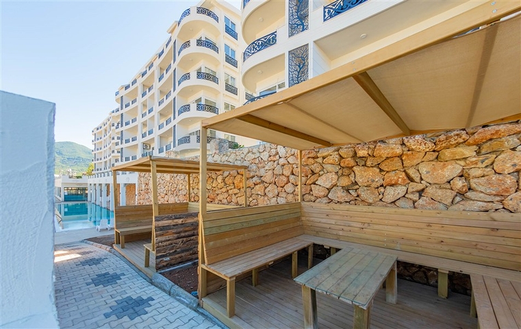 Двухуровневая квартира 3+1 с собственным садом